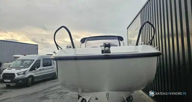 Quicksilver Activ 605 Open