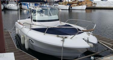 Sessa Marine Key Largo 22 Deck