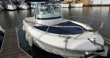 Sessa Marine Key Largo 22 Deck