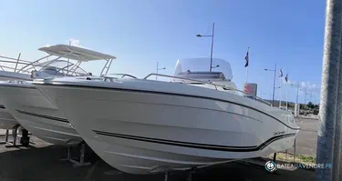 Jeanneau Cap Camarat 7.5 CC