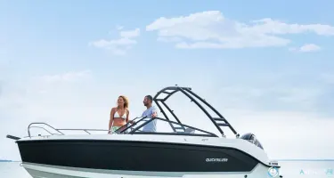 Quicksilver Activ 605 Bowrider