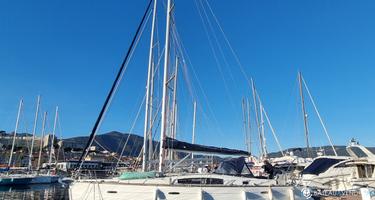 Beneteau Oceanis 43