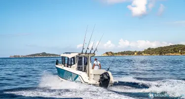 Quicksilver Activ 705 Pilothouse