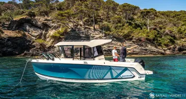 Quicksilver Activ 705 Pilothouse