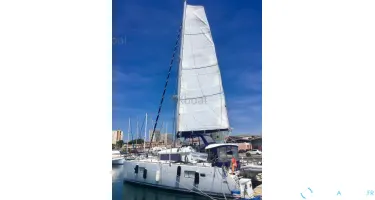 Lagoon  400