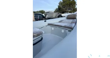 Grand Golden Line 680