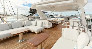 Azimut  72 flybridge