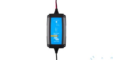 Chargeur Blue Smart IP65 12/25 + connecteur DC