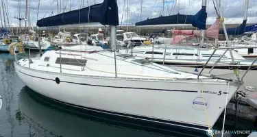 Beneteau First 28