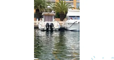 Quicksilver Activ 905 Pilothouse
