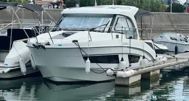 Beneteau Antares 9 OB