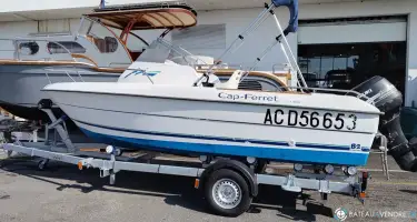 B2 Marine Cap Ferret 550 WA