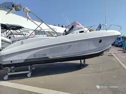 Beneteau Flyer 750 Sundeck