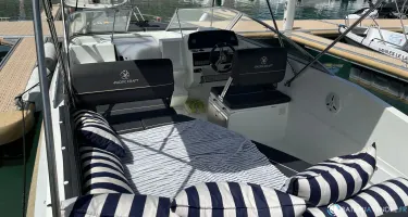 Pacific Craft  700 DC