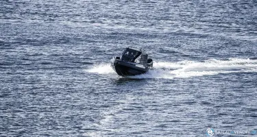 Iron Boats 827 Coupe