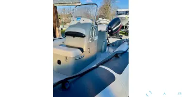 Adventure Vesta 550