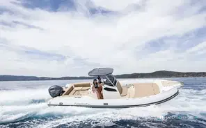 Capelli Tempest 900