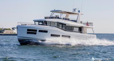 Beneteau Grand Trawler 62