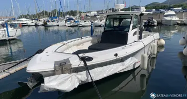 Boston Whaler  370 Outrage