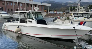 Boston Whaler  370 Outrage