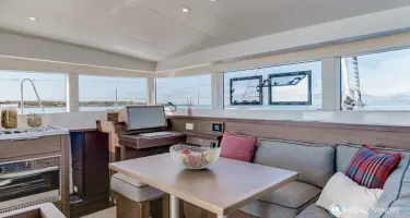Lagoon  40