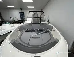 Bayliner Element M19