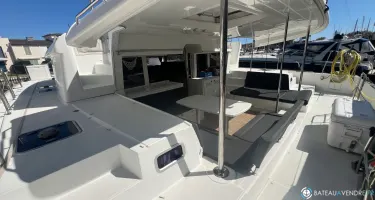 Lagoon  450 F