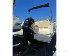 Quicksilver Activ 605 Open