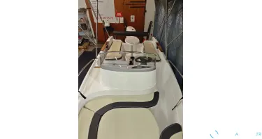 B2 Marine  472 Open