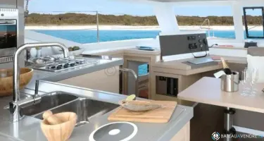 Fountaine Pajot Lucia 40