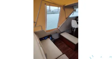 Coronet  31