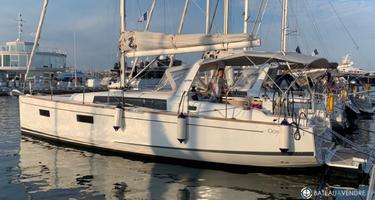 Beneteau Oceanis 38.1