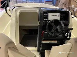 Quicksilver Activ 705 open