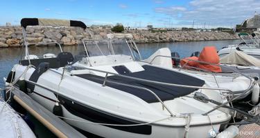 Beneteau Flyer 7.7 SUNdeck