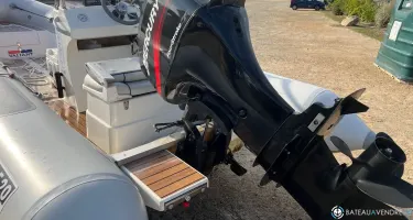 Valiant  520 Vanguard