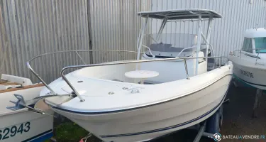 Jeanneau Cap Camarat 7.5 CC Serie 2