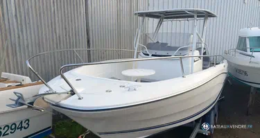 Jeanneau Cap Camarat 7.5 CC