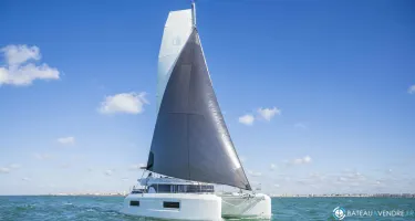 Lagoon  38