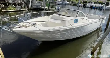 Beneteau Ombrine 700