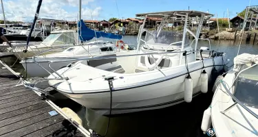 Jeanneau Cap Camarat 7.5 CC