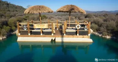 Perla Tiki boat 50