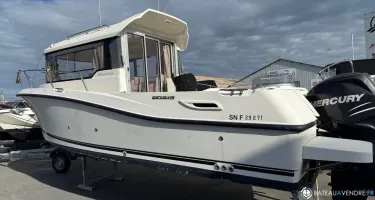 Quicksilver Captur 755 Pilothouse