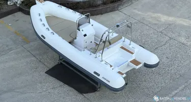 Four Seas F 520