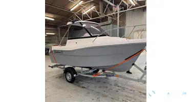 Bast Boat Cortina 480 Timonier
