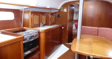 Beneteau Oceanis 351