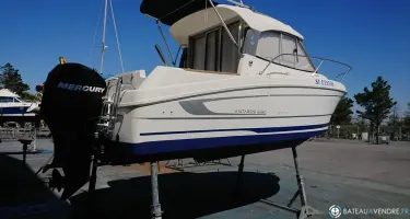 Beneteau Antares 680 HB