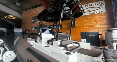Brig Navigator 26