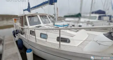 Siltala Yachts Nauticat 33