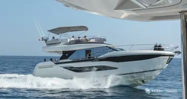Prestige Yachts F4.9