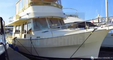 Mainship  400 Trawler